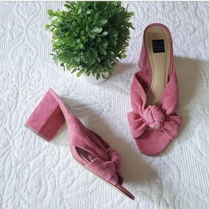 White House Black Market | Knot Heels